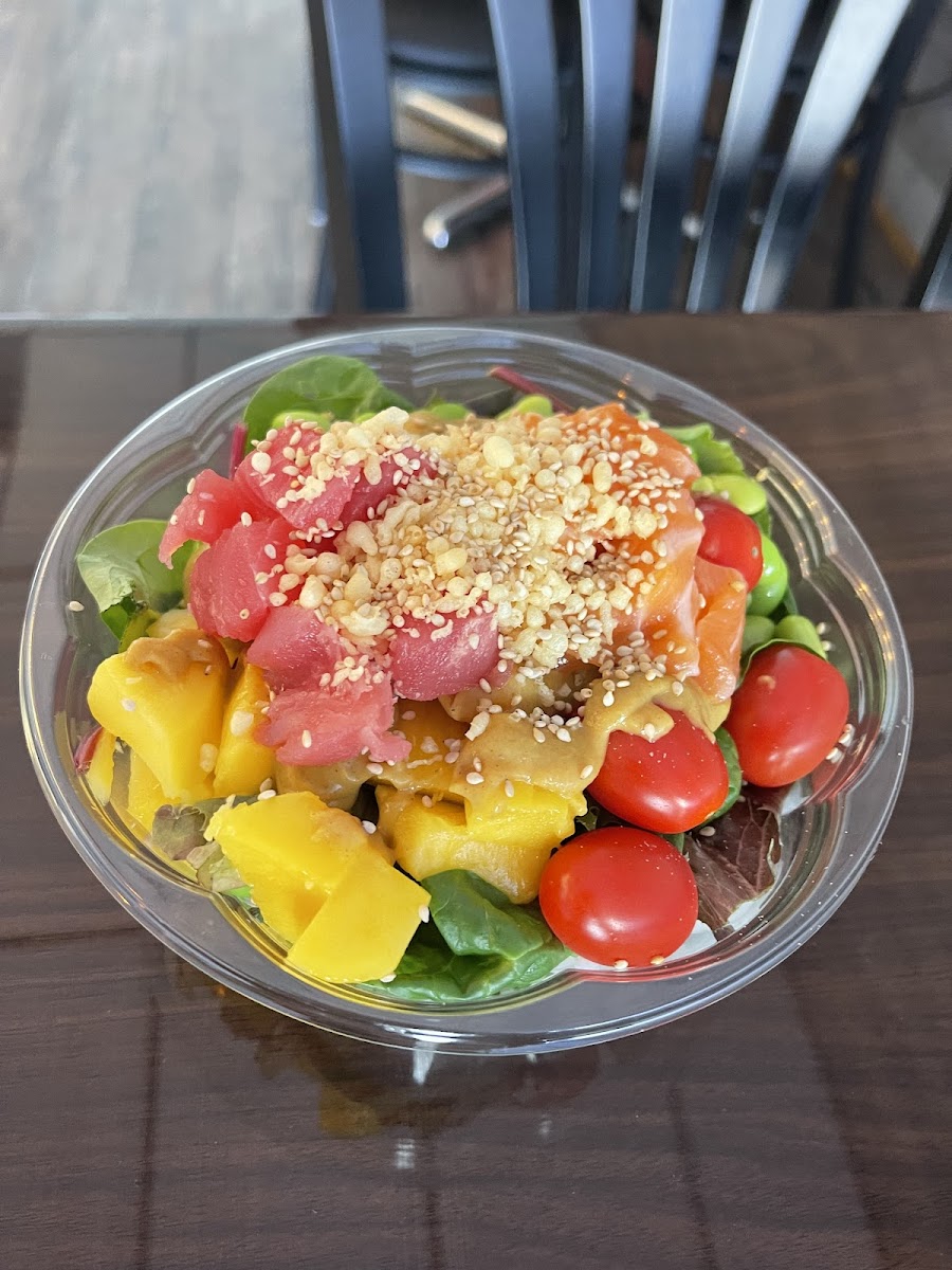 Blue Fish Hawaii Poke Bowl Photos 2